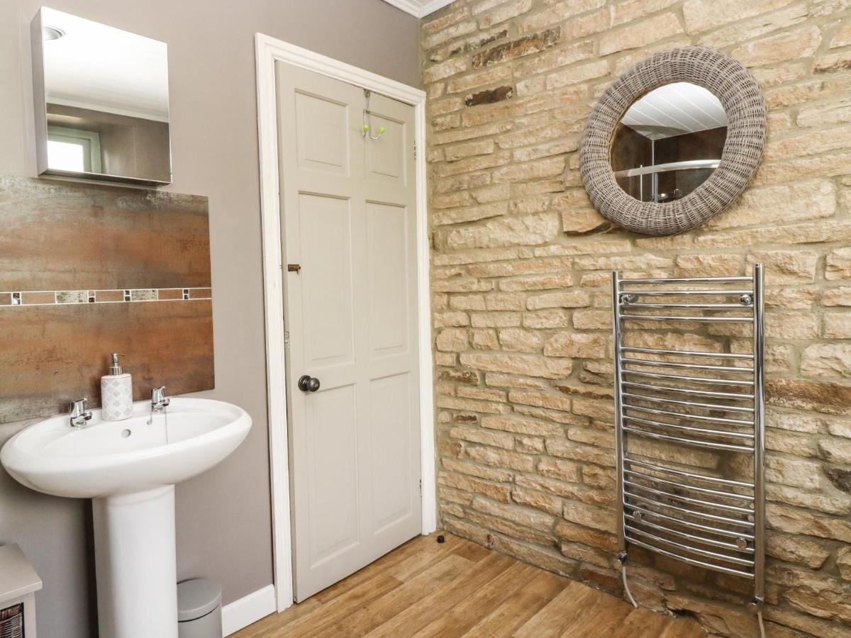 Woodman Cottage Скиптон Экстерьер фото